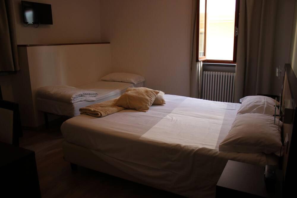 Albergo Ristorante Bismantova Castelnovo ne' Monti Extérieur photo